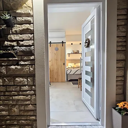 Kunfin Apartamento Vodice